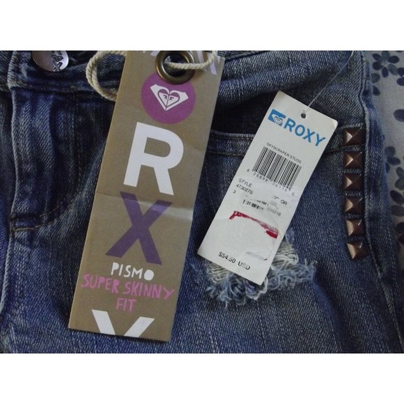 Roxy Jr Sz 3 Pismo Super Skinny Fit Skycraper Studs Jeans sandblasted desttoyed - Picture 4 of 11